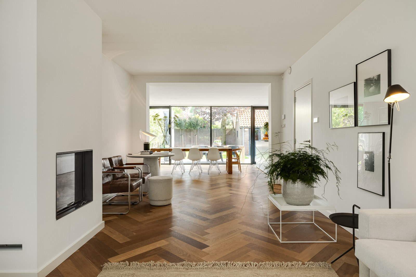 Woonkamer in een woning aan de Philips de Schonestraat in Den Bosch